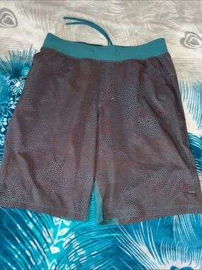 lululemon athletica Teal Waist Burgundy Mosaic-Print Athletic Shorts